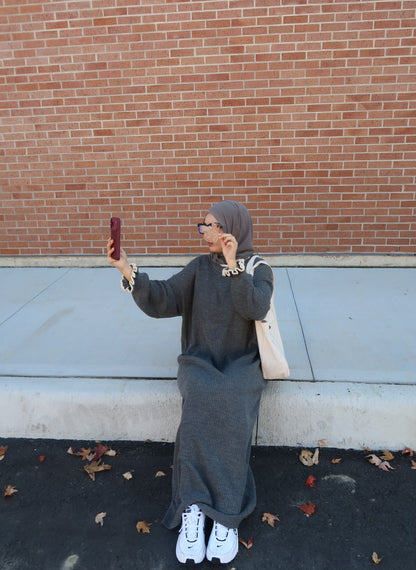 Oversized Ribbed Dress with Ruffled Sleeves and Collar - Grey