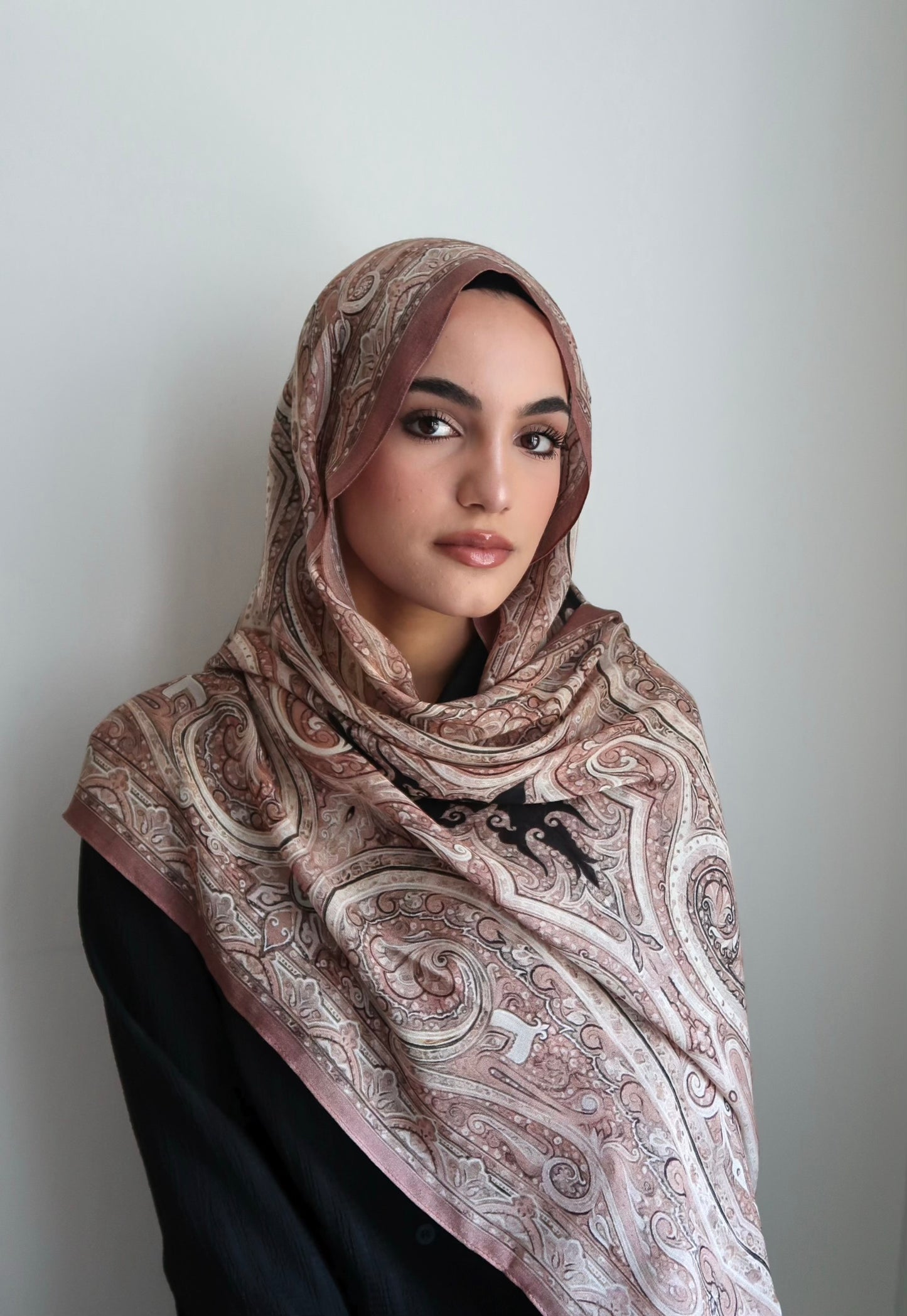 Neutral Paisley