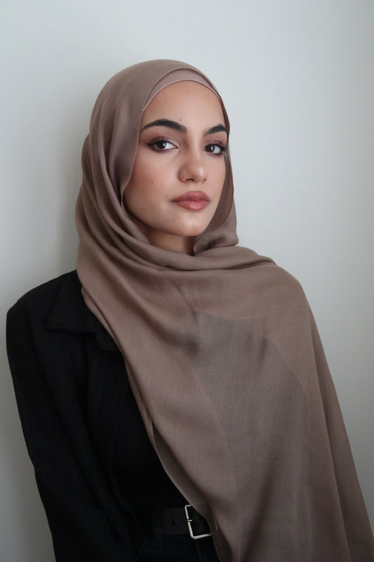 Light truffle woven modal set