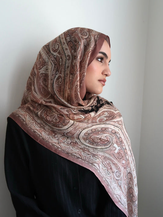Neutral Paisley